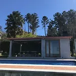 Casa Hipolito * A Estrada