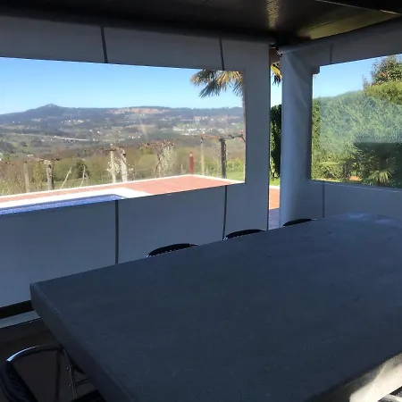 Casa Hipolito Feriehus